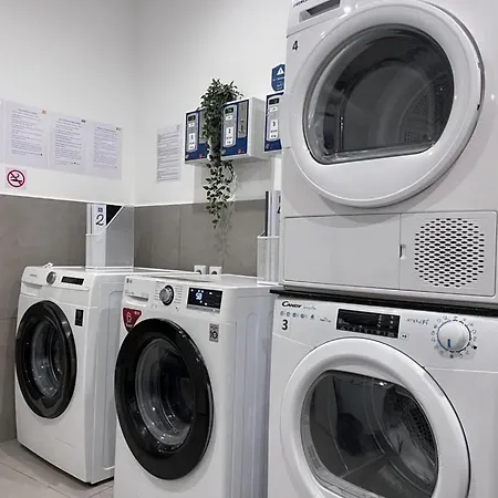 Lindo Em Zona Central, Batalha - - L 아파트 *