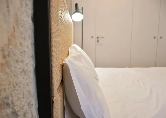 Lindo Em Zona Central, Batalha - - L 포르투