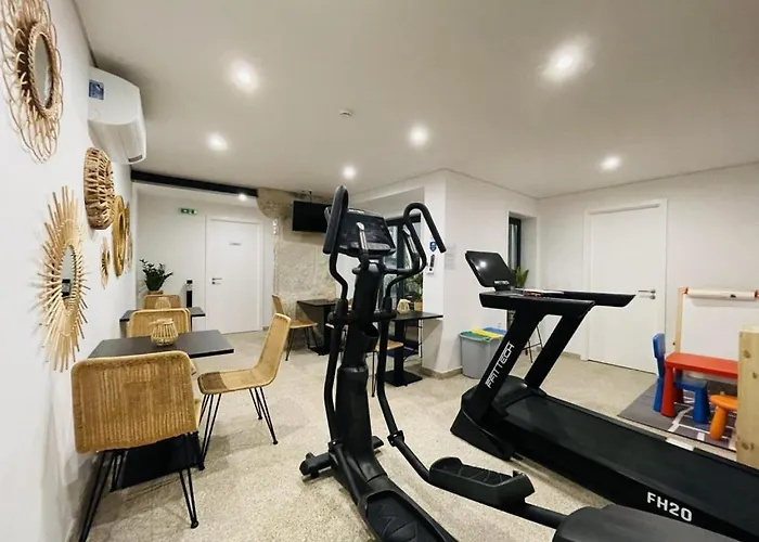 Lindo Em Zona Central, Batalha - - L Apartamento