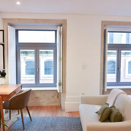 Apartman Lindo Em Zona Central, Batalha - - L