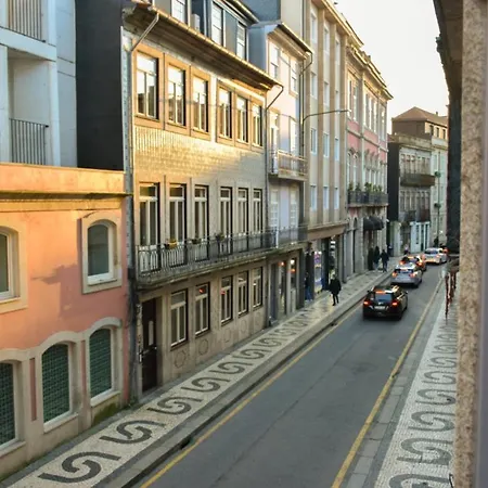 Lindo Em Zona Central, Batalha - - L Porto