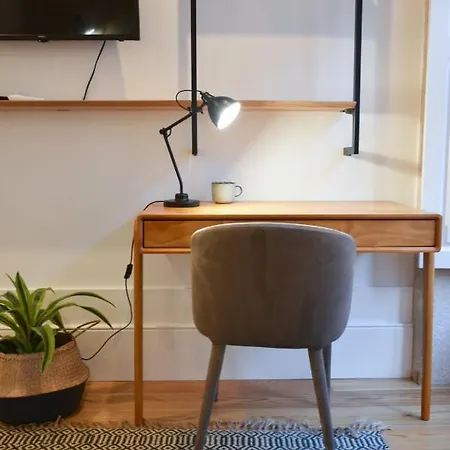 Lindo Em Zona Central, Batalha - - L * 波尔图